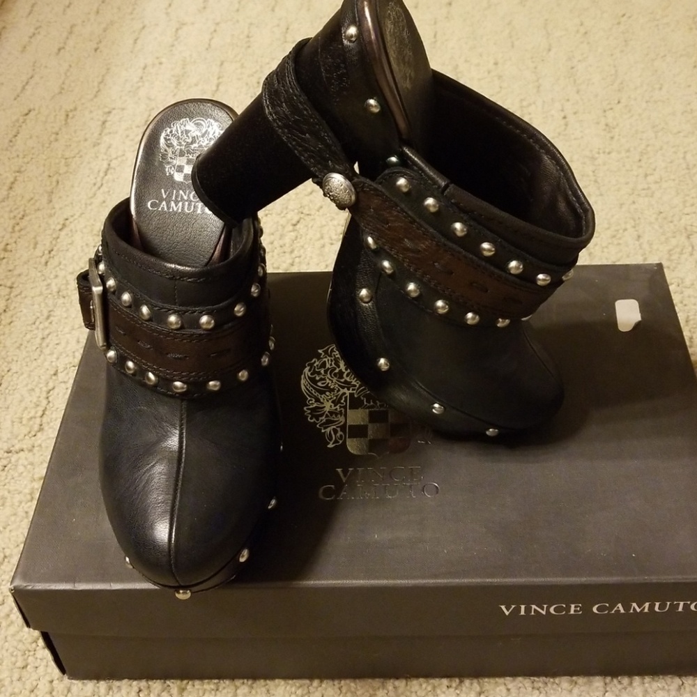 Vince Camuto black studded leather platform clogs